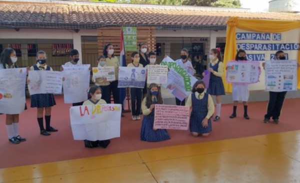 Realizan campaña de desparasitación en Escuela Espíritu Santo