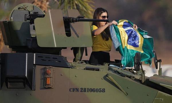 Máxima tensión en Brasil: Jair Bolsonaro y sus seguidores marchan contra la Corte Suprema y la oposición protesta en Río – Prensa 5