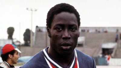 Fallece futbolista que estaba en coma desde 1982