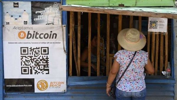 El Salvador se convierte este martes en el primer país del mundo en adoptar la criptomoneda como divisa de curso legal