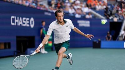 Medvedev alcanza por tercera vez consecutiva la semifinal del US Open