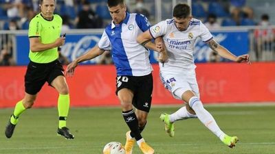 Liga española puede aplazar partidos tras eliminatorias