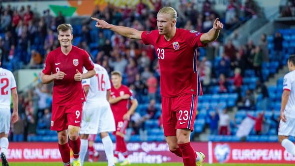 Triplete de Haaland en victoria de Noruega ante Gibraltar