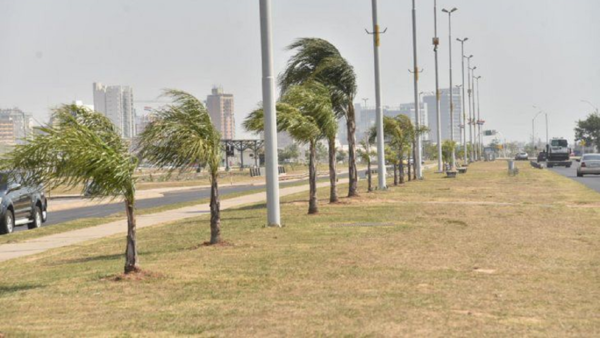 Varias ciudades con cortes de electricidad a causa de fuertes vientos