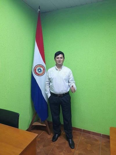 Tras renuncia del titular, asume concejal suplente y mayoría oficialista se mantiene - ABC en el Este - ABC Color