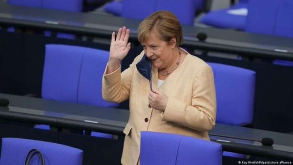 Angela Merkel se despide del Parlamento alemán