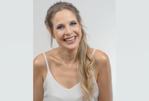 Crónica / LORY ANDERSON: “Yo siento que los años se me notan”