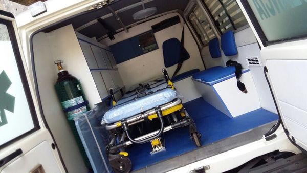 Ambulancia choca contra una columna y fallece el paciente que era trasladado | Ñanduti
