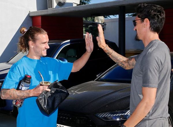 Griezmann: regreso, saludos y entrenamiento en el Atlético - Fútbol Internacional - ABC Color