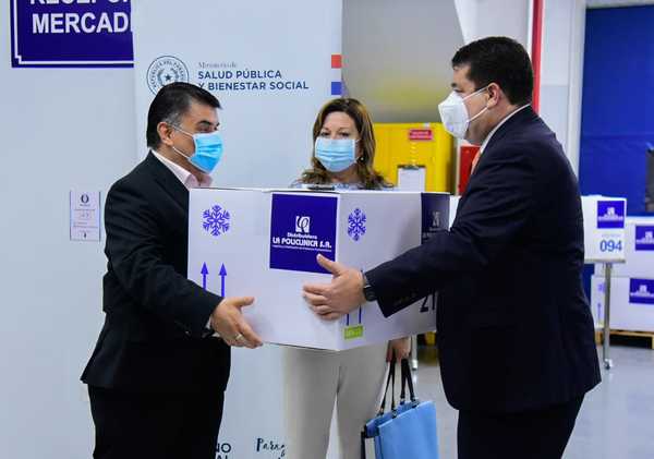 “La Policlínica” transfiere a Salud Pública tecnología de punta para almacenar vacunas - Megacadena — Últimas Noticias de Paraguay