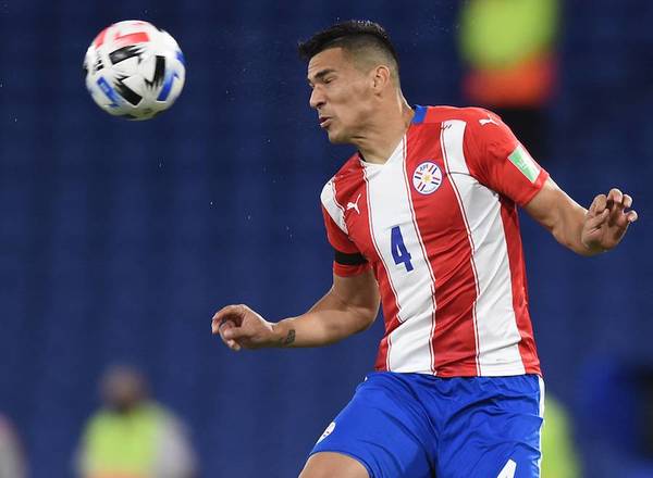 Balbuena habla de las críticas, defiende a Berizzo y advierte que hay «jerarquía»