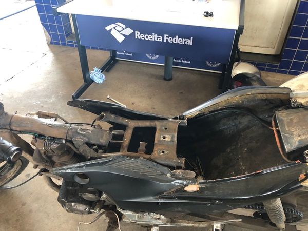 Receita Federal refuerza controles sobre motocicletas en el puente - La Clave