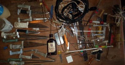 La Nación / Incautan 45 estoques y una botella de whisky en penal de Emboscada