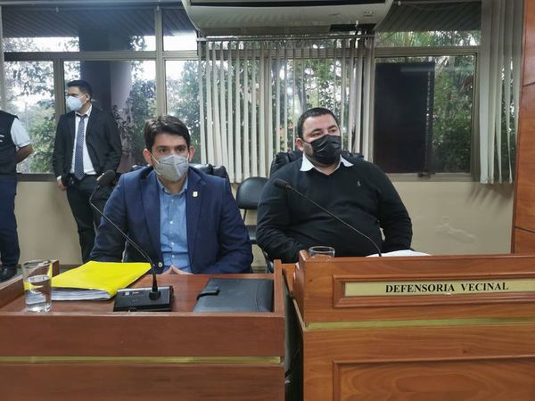 Concejales piden que se devuelva a los usuarios el pasaje cobrado irregularmente - Nacionales - ABC Color