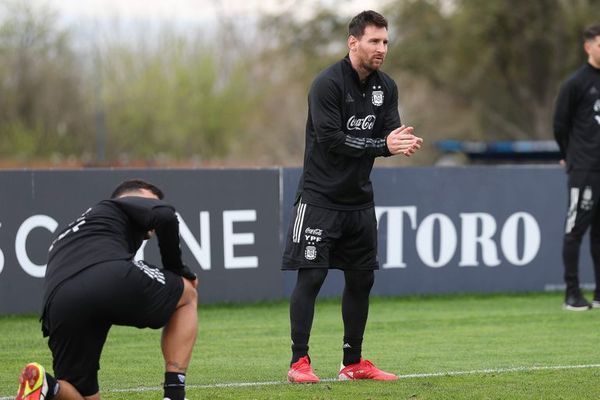 Messi: “Ni antes éramos los peores, ni ahora somos los mejores” - Fútbol Internacional - ABC Color