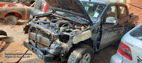 XIII Región Sanitaria de P.J.C.: “Lujosa camioneta recién entregada por Itaipu sufre siniestro en Asunción”