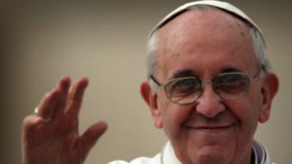 El papa ofreció 15.000 helados a presos en Roma