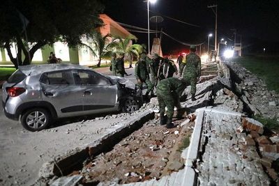Un fuerte terremoto de 7,1 produce pocos daños en México
