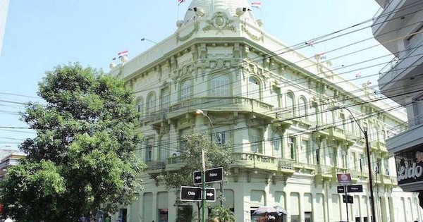 La Nación / Hacienda insiste en reforma de la Caja Fiscal
