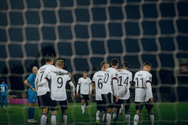 Alemania firma otra goleada ante Islandia