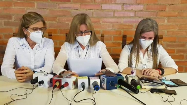 Diario HOY | Gobierno indiferente a familia Denis: hijas costearon hasta cartelería de los secuestrados