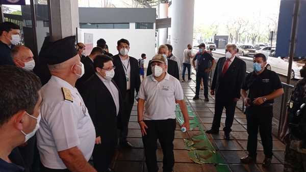 Se refuerza controles para tratar de frenar el contrabando en la frontera - La Clave