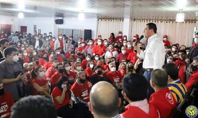 Colorados de la Dinac muestran apoyo a Echeverría •
