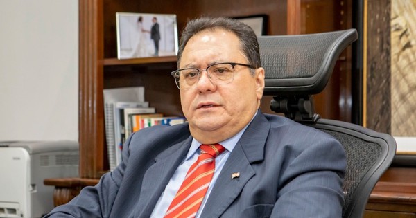 La Nación / Mario Abdo decidió no involucrarse en el proselitismo para las municipales, dice Alderete