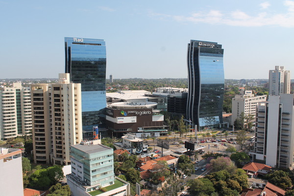 Extranjeros están aprovechando oportunidades que inversores paraguayos no consideran aún