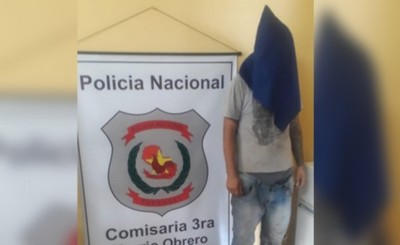 Presunto adicto apedreó vehículo de su padre por dejarlo en la calle