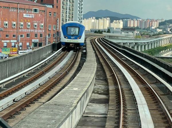 Tren de cercanías: solicitan apoyo técnico coreano y acuerdan relacionamiento más fluido