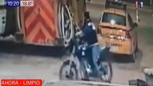 Intolerable: Roban moto a bombero voluntario | Noticias Paraguay