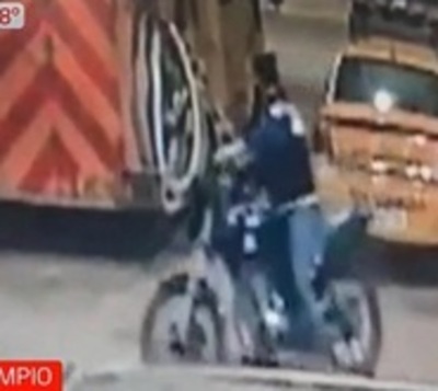 Roban motocicleta a bombero en su propio cuartel - Paraguay.com
