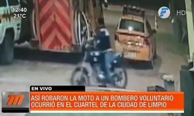Así robaron la motocicleta de un bombero | Telefuturo