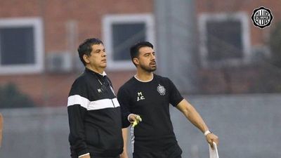 Enrique Landaida argumenta el cambio de técnico en Olimpia