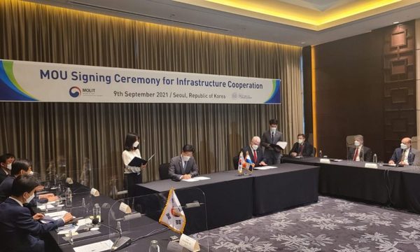 Paraguay y Corea firman memorándum de entendimiento para el tren de cercanías