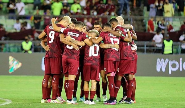 Venezuela tiene dos bajas de último momento ante Paraguay