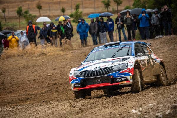 Zaldívar culmina quinto en la primera especial del Acrópolis Rally