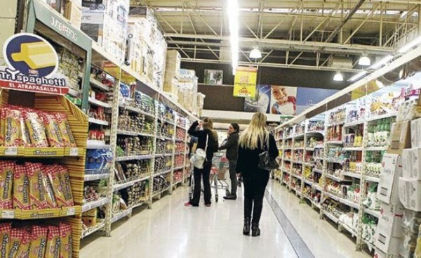 Proyectan validar facturas de supermercados para liquidación del IVA