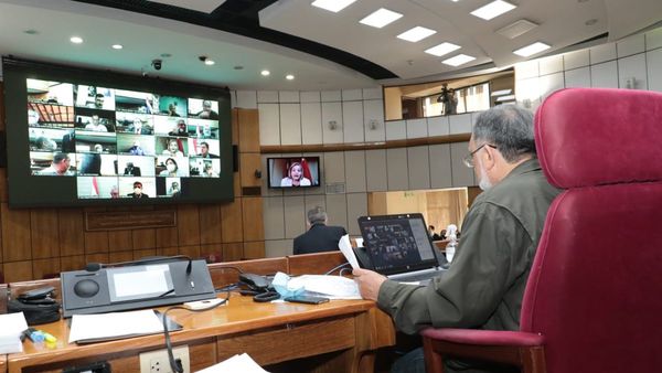 Voto censura a titular de Conajzar no prospera en Senado