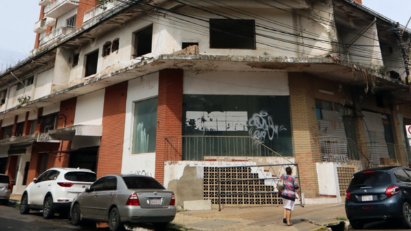 Edificio del MEC: tragada de plata y cuna de maleantes - El Independiente