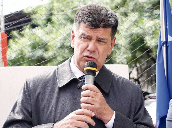 Tesorero del PLRA revela que Efraín Alegre se borró del partido. "Está más prófugo que otra cosa", afirma - ADN Digital