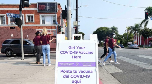 MUNDO | Los Ángeles impone vacunación anticovid obligatoria de estudiantes de más de 12 años