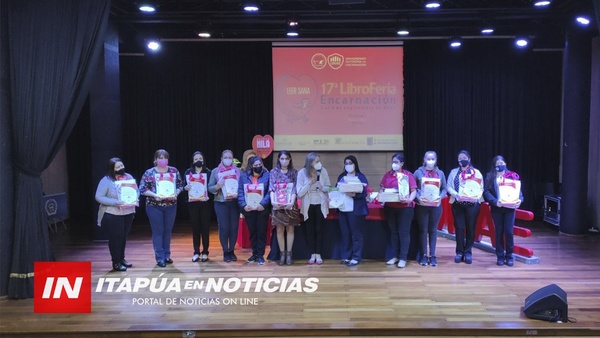 ENTREGA DE PREMIOS Y CERTIFICADOS A ANIMADORES DE LECTURA.