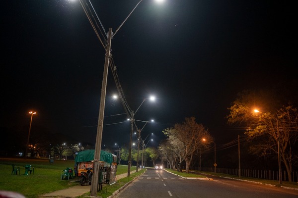Introducen mejoras en el sistema de iluminación de las áreas públicas de Ayolas