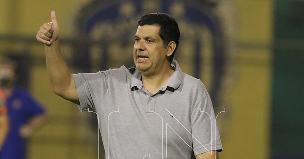 La Nación / Olimpia asegura al DT Gutiérrez