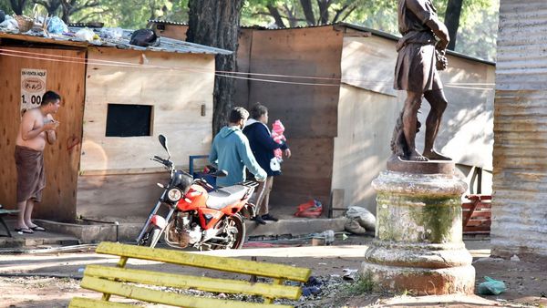 Plazas  seguirán ocupadas y resguardarán monumentos