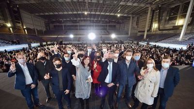 Argentina cierra campaña para comicios del domingo