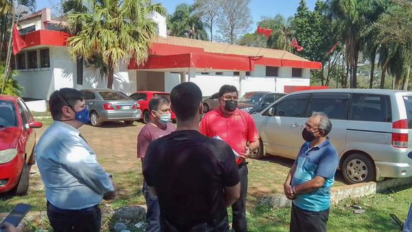 Vecinos de CDE denuncian que una seccional se usa como aguantadero