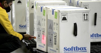 La Nación / Argentina recibe primeras Pfizer